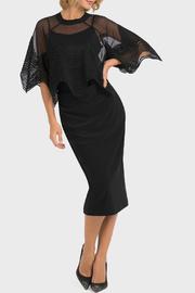  Mesh Scalloped Edge Top