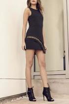  Figure Asymmetric Dress