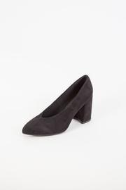  Mariko Pump
