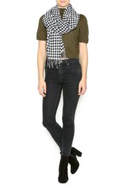  Houndstooth Cashmere Scarf