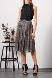  Black Sleeveless Top