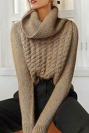  Chunky Collar Knit Sweater