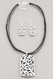  Pendant Necklace/earring Set