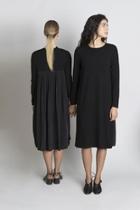  Contrast Pleated Dress