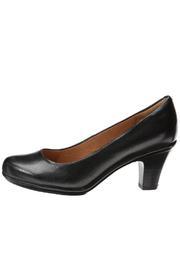  Velma Heel