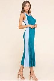 Color-block Sleeveless Dress