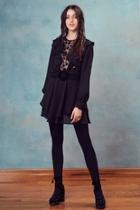  Vivi Embroidery Dress