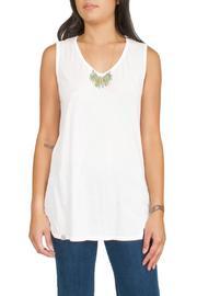  White Muscle Tank