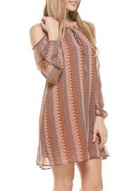  Chiffon Cold-shoulder Dress