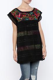  Multicolor Thread Telar Blouse