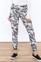  Painted Criss-cross Legging