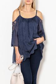  Embroidered Cold Shoulder Tunic