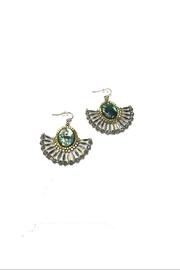  Stone Fan Earrings