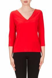 &frac34; Sleeve V Neck