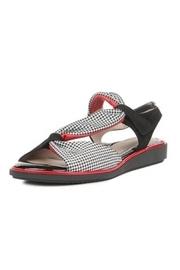  Beautifeel Camille Sandals