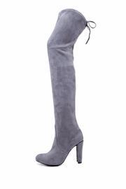  Ultra High Boot