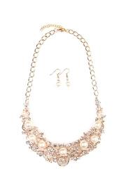 Pearl Bib Necklace Set