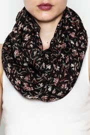  Tebo Neck Scarf