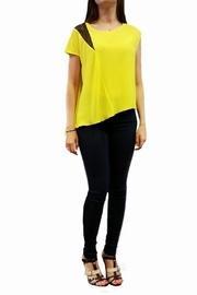 Yellow Asymmetric Top
