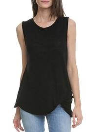  Pintuck Tank