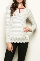  Henley With Lace