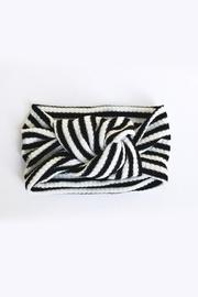  Classic Black & White Turban