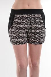  Graphic Print Short