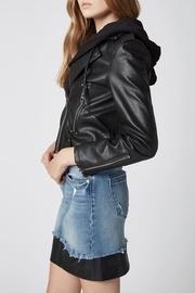  Neo Jacket