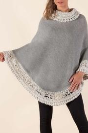  Petra Poncho
