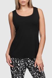  Sleeveless Longer Tank