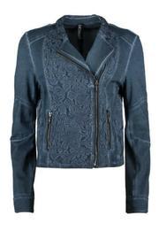  Embossed Wash Jacket