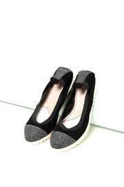  Elastic Suede Flat