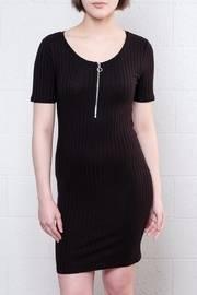  Felia Zip Dress