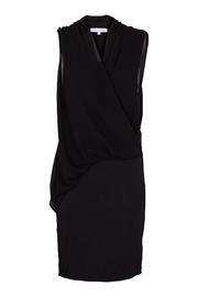  Sleeveless Black Dress