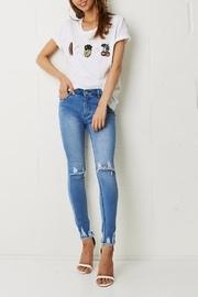  Knee Rip Jeans