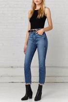  W3 Straight Crop