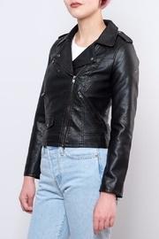  Cropped Faux Leather Jacket
