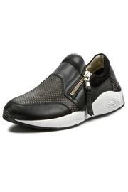  Omaya Shoes