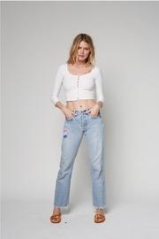  Tess White Crop