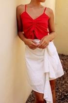  Resort Tank