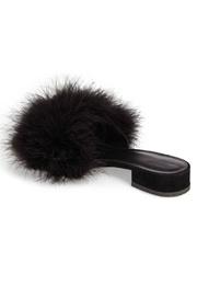  Mani Feather Flat