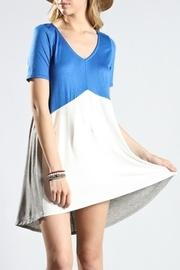  Contrast Tunic Dress