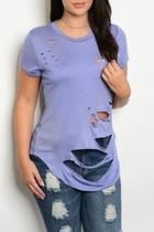  Plus-sized Torn Tee