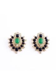  Crest Embellished Stud