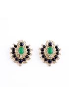  Crest Embellished Stud