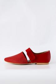  Fiona Textured Flat
