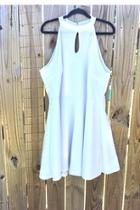  Stylish White Dress