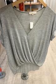  V-neck Crossover Front Top