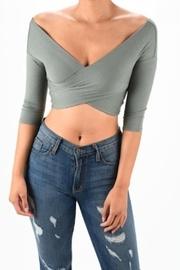  Criss Cross Crop