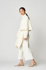  Ribbed Poncho-cape